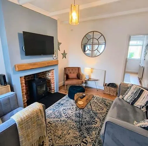 Martha\'S Cottage By The Sea